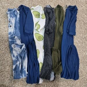 Newborn Knotted Gowns